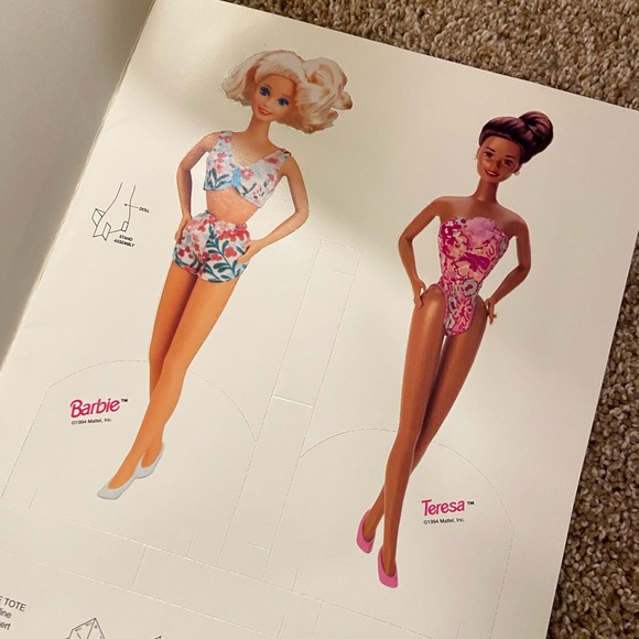 Barbie Paper Dolls - 1994 - Picture 12 of 15